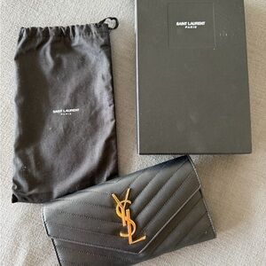 Saint Laurent Black Chevron Quilted Leather Card Wallet with Gold YSL Emblem